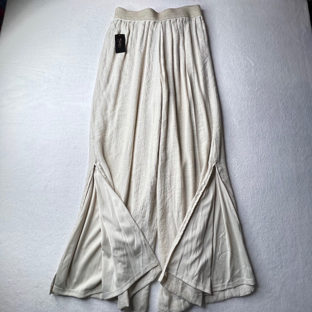 Thalia Sodi NWT Wide-Leg Bell Bottoms Flare-Leg Medium Women Tan Pants